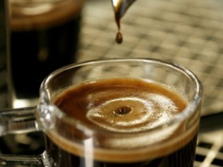 "Nous allons le boire étrangement": adieu à l'espresso, le café a changé