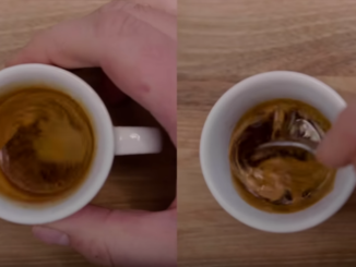 Mélanger l'espresso avec la cuillère