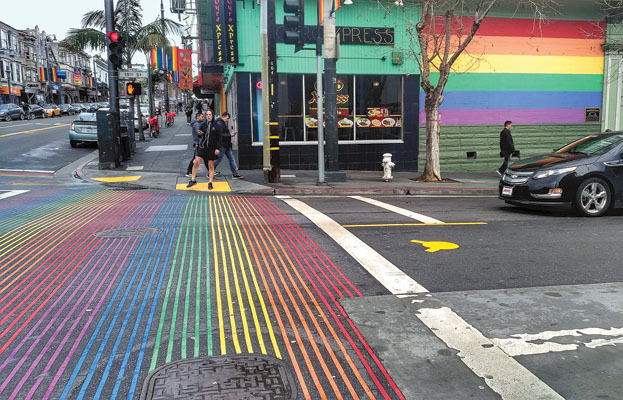 Les couleurs de l'arc-en-ciel du district de Castro (ph. Federica Maule)