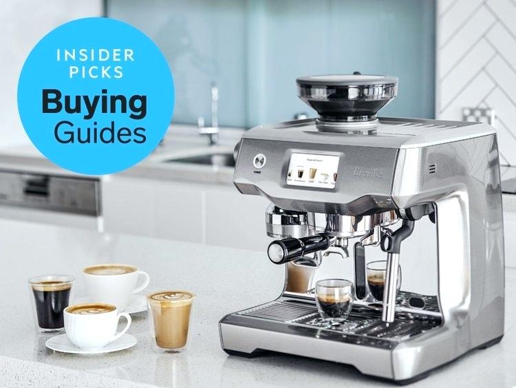 cafetière et machine à expresso avec une machine à espresso à moudre
