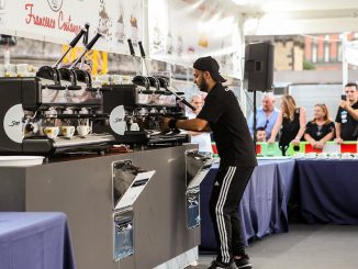 703 cafés extraits en une heure: les machines à levier La San Marco sont un record