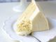 Vanilla Cake Recipe. The best homemade vanilla cake recipe with vanilla bean buttercream frosting. www.modernhoney.com #vanillacake #cake #cakerecipe #vanillacakerecipe