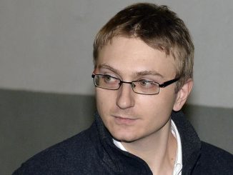 Vie de prisonniers: Stasi travaille comme standardiste, Bossetti répare les machines à café