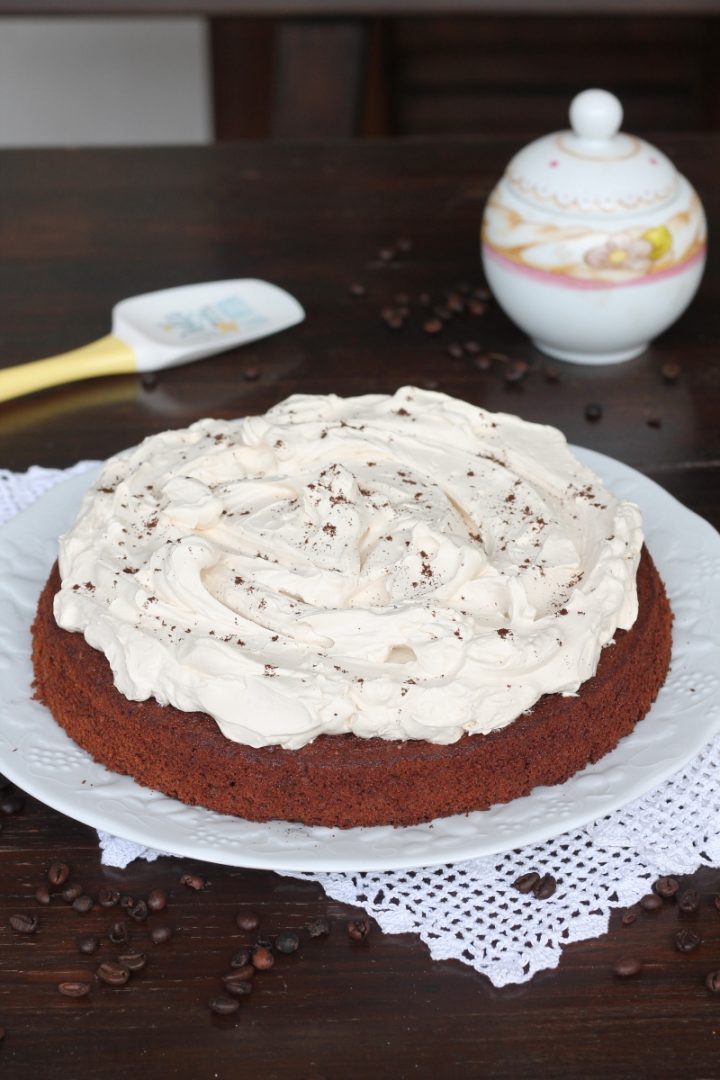 Gâteau au chocolat avec glaçage au café recette de gâteau au cacao et de crème au café
