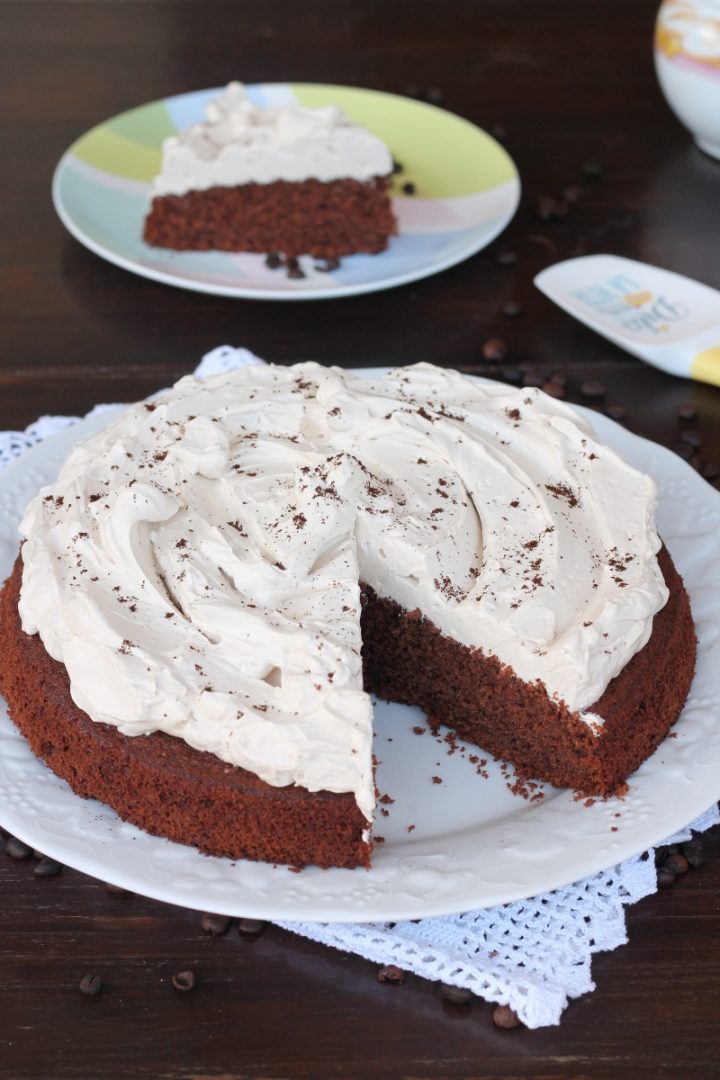 Gâteau au chocolat avec glaçage au café recette de gâteau au cacao et de crème au café