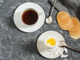 Le secret du café parfait réside dans la coquille d'oeuf