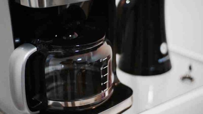 Machine à café avec percolateur