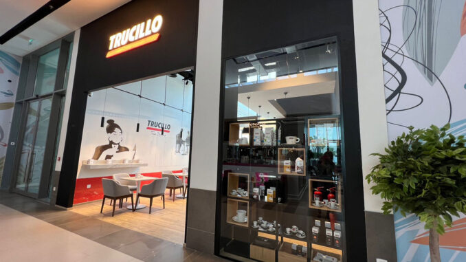 Caffè Trucillo, orienté vers l'internationalisation, inaugure le quatrième café des Emirats
