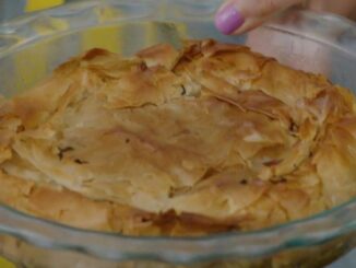 Donnez une touche savoureuse à la tarte aux épinards avec cette recette unique de bette à carde arc-en-ciel