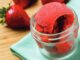 Comment faire un sorbet à la fraise avec seulement deux ingrédients