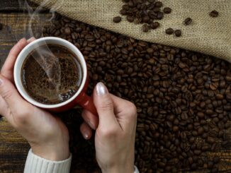 En plus des monticules, de l'eau et du sifflet du moka, ce serait le secret d'un café corsé comme dans un bar