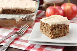 Meilleure recette de gâteau à la compote de pommes
