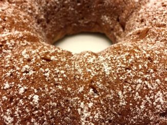 Applesauce Bundt Cake