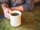Le café et le thé sont-ils interdits ?