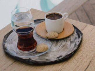 Quelle quantité de thé pouvez-vous boire à la place du café en termes de caféine ?  La réponse