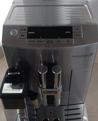 Machine à café espresso DeLonghi - Électroménagers À vendre à Sienne