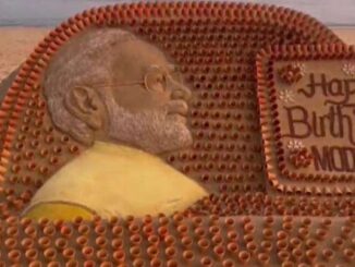 Anniversaire du Premier ministre Narendra Modi : l'artiste du sable Sudarsan Pattnaik crée une sculpture avec 1 213 tasses à thé en terre