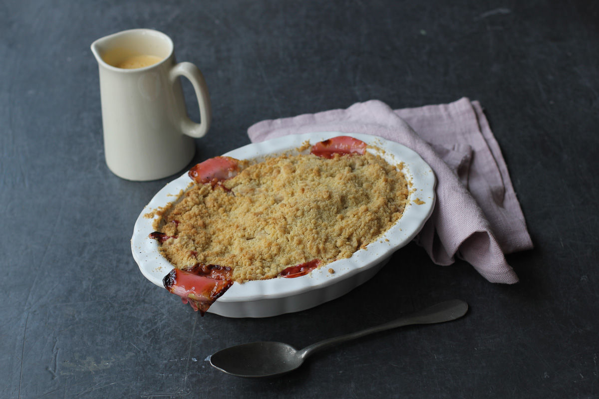rhubarb crumble with custard on the side