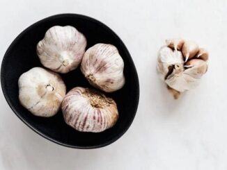 Voici une recette pour libérer la magie de Black Garlic Podi - The New Indian Express