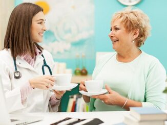 La consommation de thé noir liée à un moindre risque de mortalité par MCV