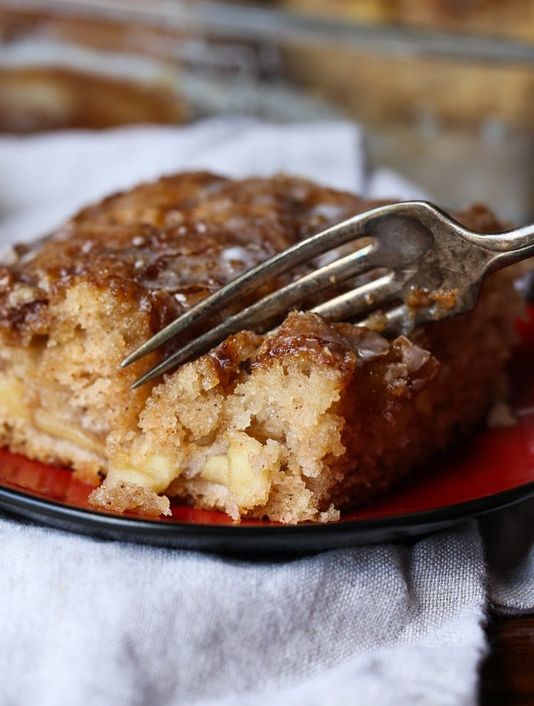 Gâteau aux beignets aux pommes |  Recette facile de gâteau aux pommes
