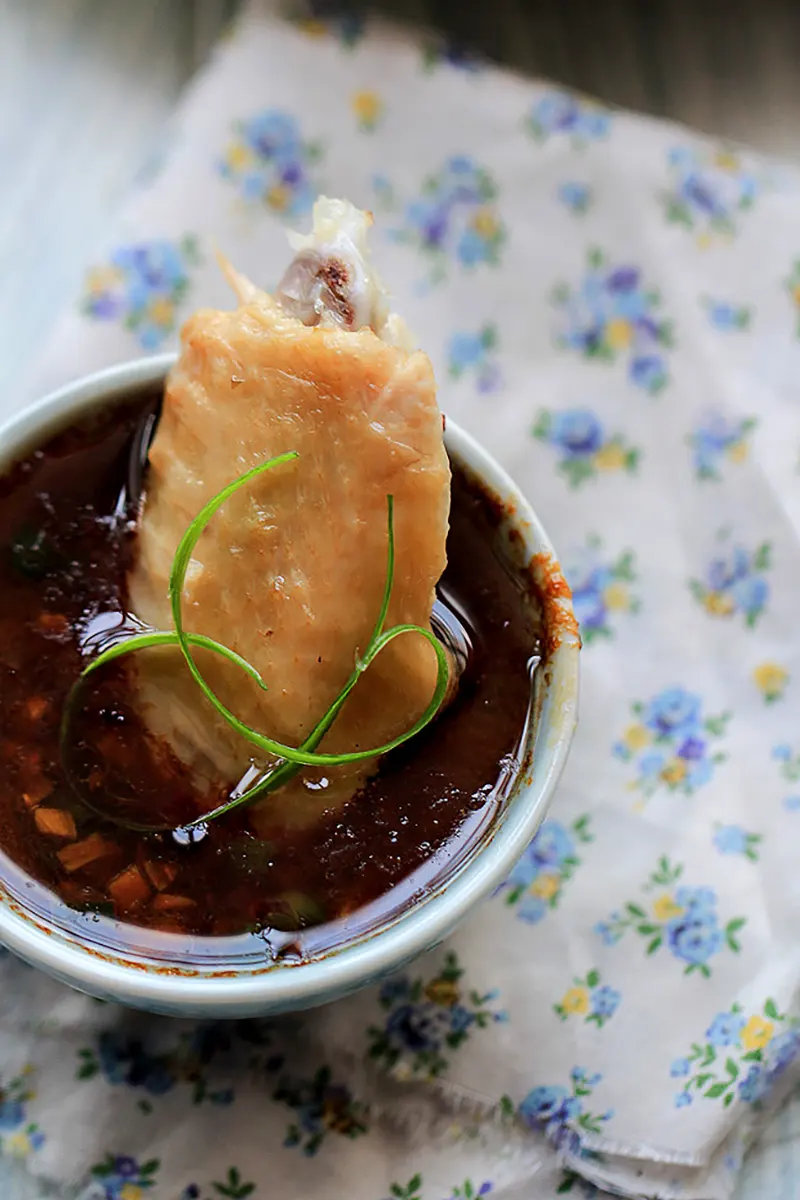Poulet cuit à la vapeur à la chinoise|chinasichuanfood.com