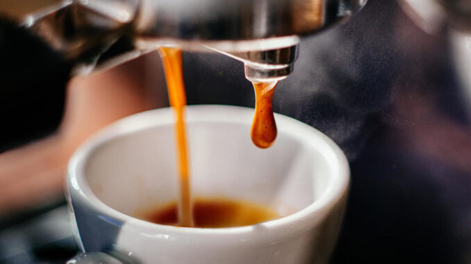 Meilleures offres Cyber ​​​​Monday sur les machines à café et à expresso: obtenez une machine à expresso Chefman Barista Pro pour seulement 99 $
