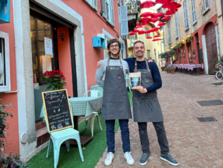 pour les vacances via Cavallotti revient à l'odeur du café