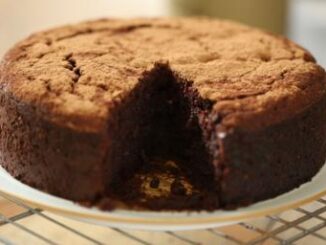 Recette de gâteau au chocolat à la betterave - BBC Food